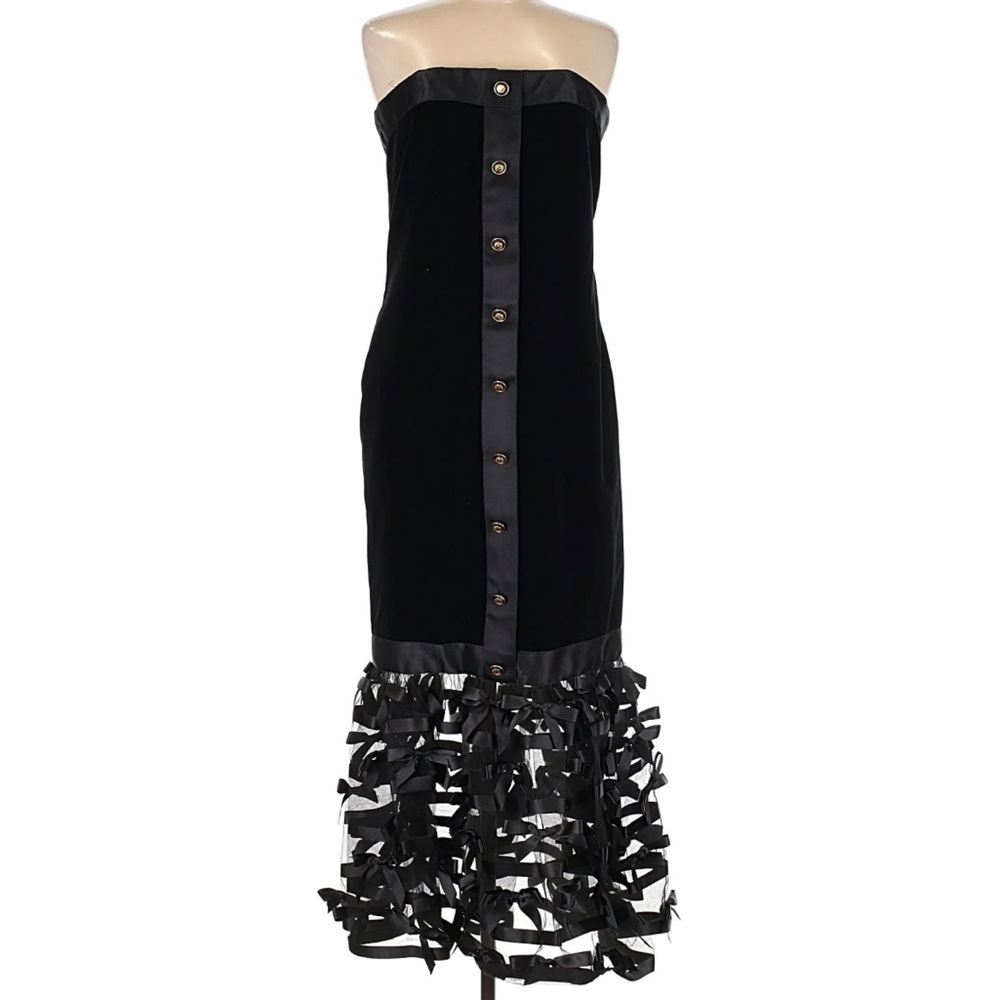 SOLD- CHANEL Black Strapless velvet dress bow skirt. 2004. Pristine condition